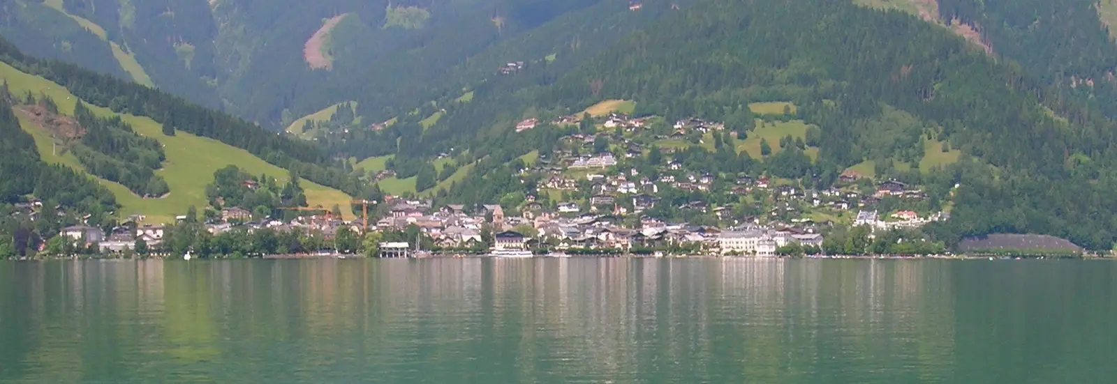 Zell am See with its lake and snowy mountains